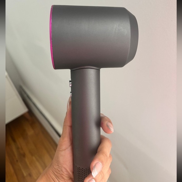 Dyson Supersonic Hair Dryer - Picture 2 of 7